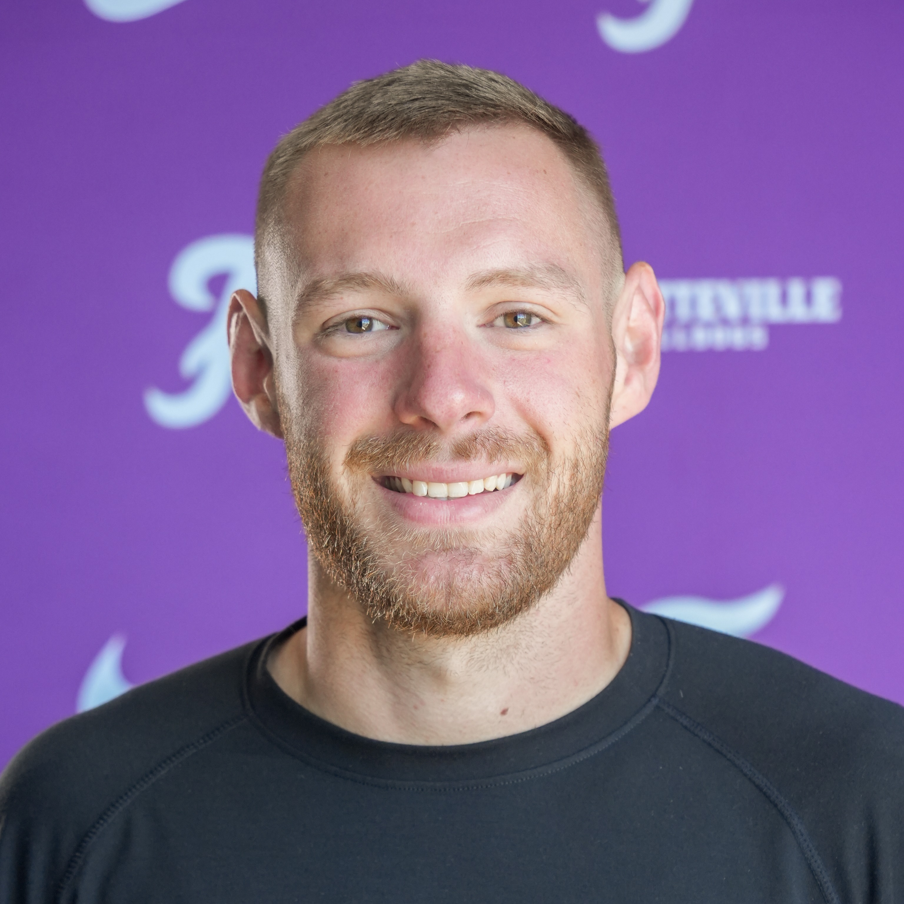 staff photo of Elijah Dunn