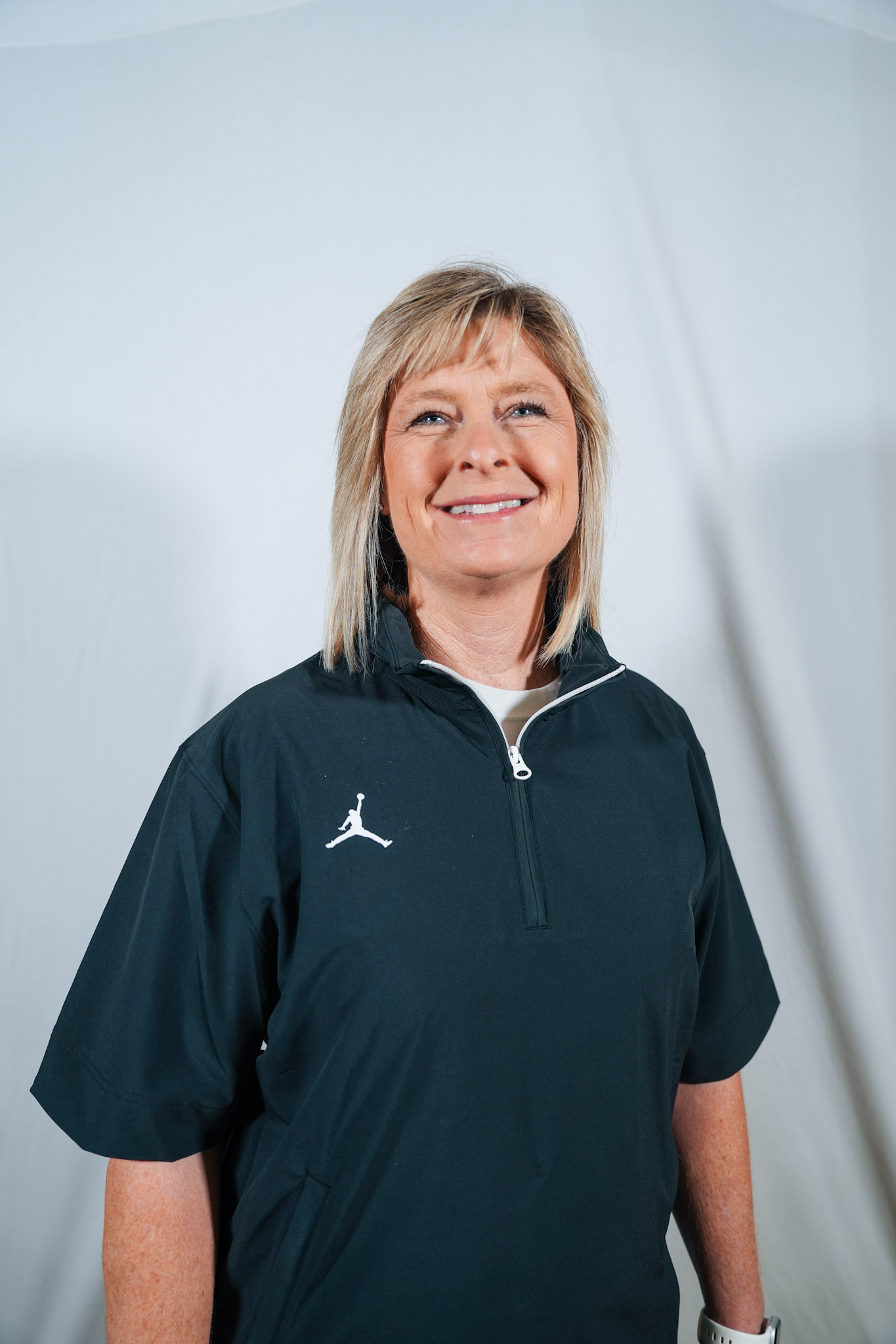 staff photo of Holly  Treat