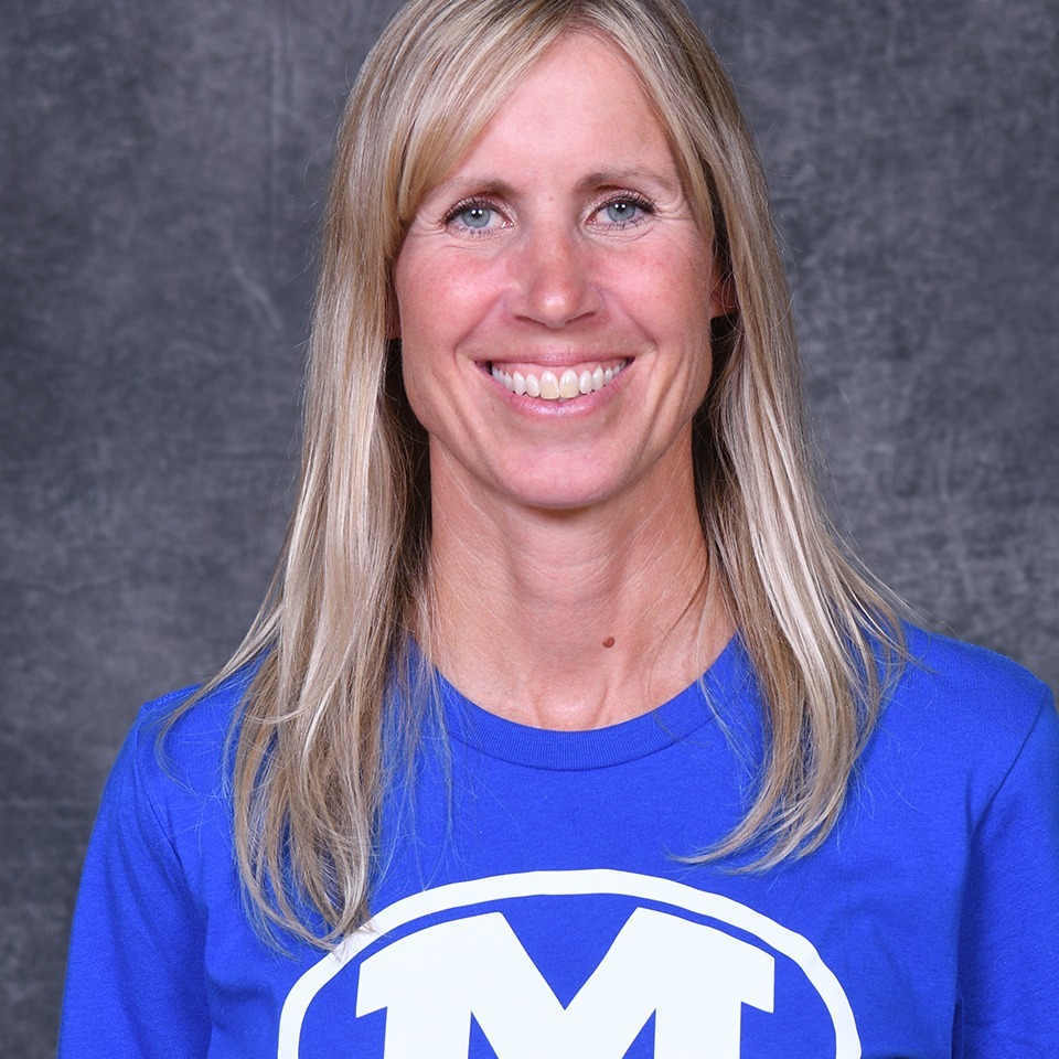 staff photo of Carissa Derr