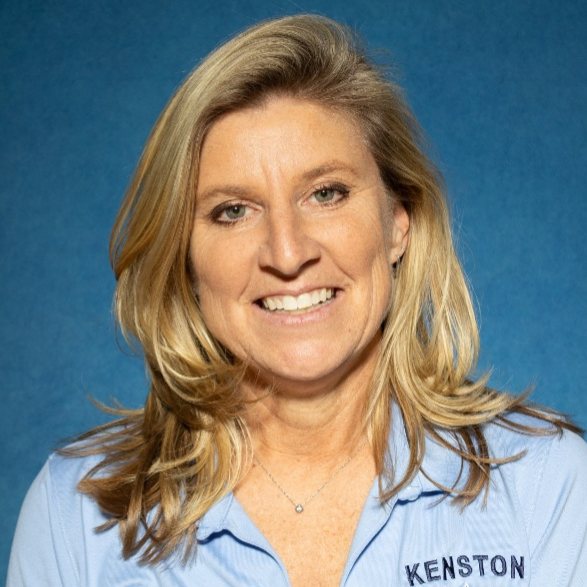 staff photo of Jeanette DiBernardo