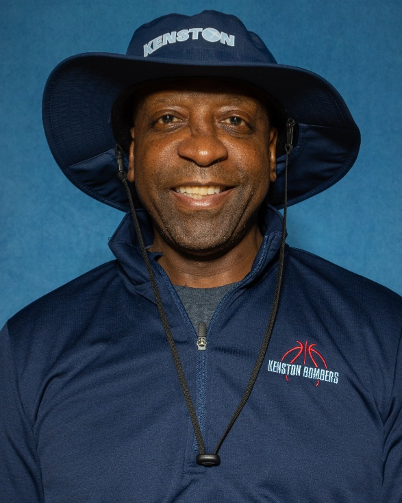 staff photo of Eric Maynard