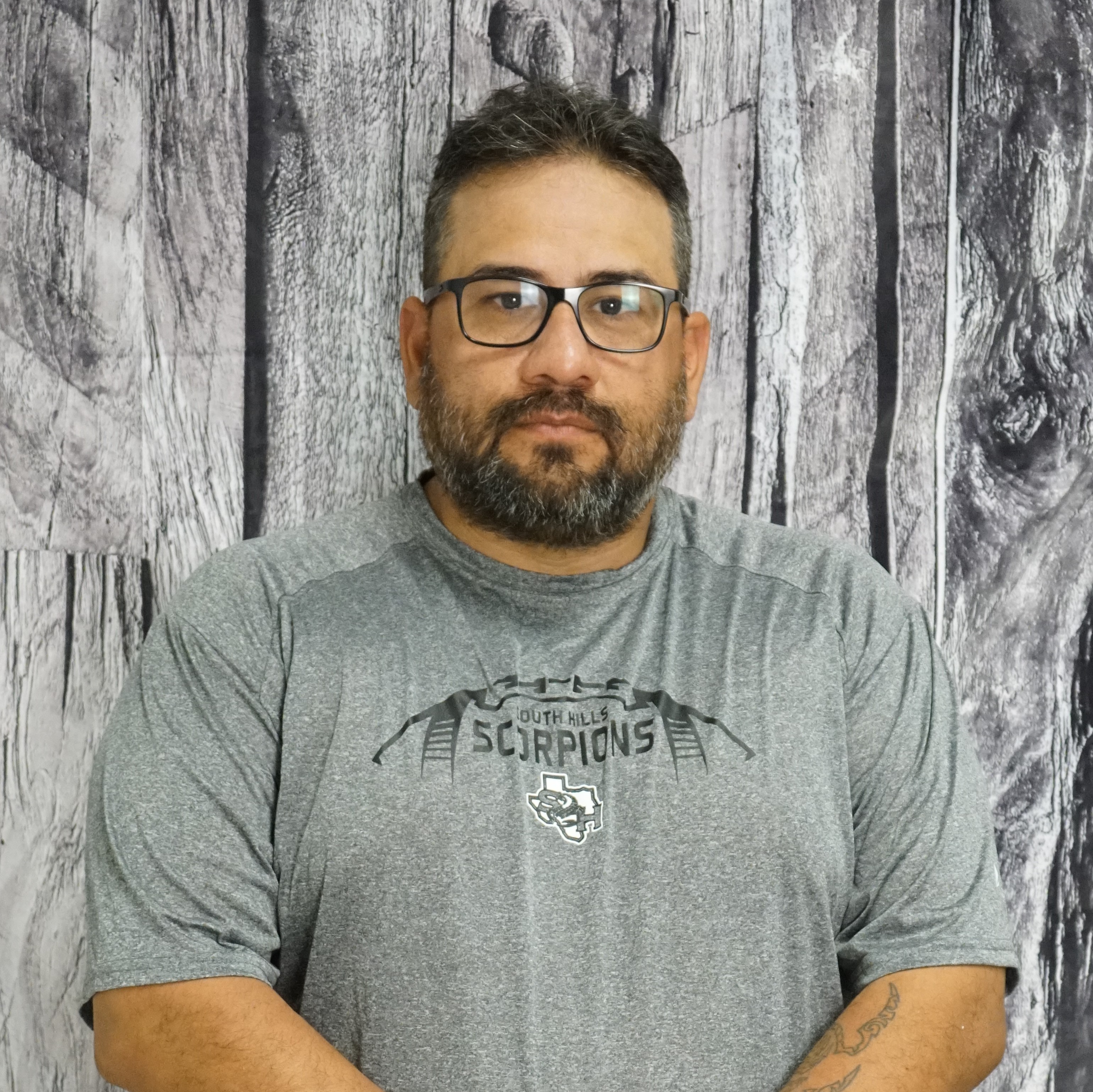 staff photo of Robert Garza