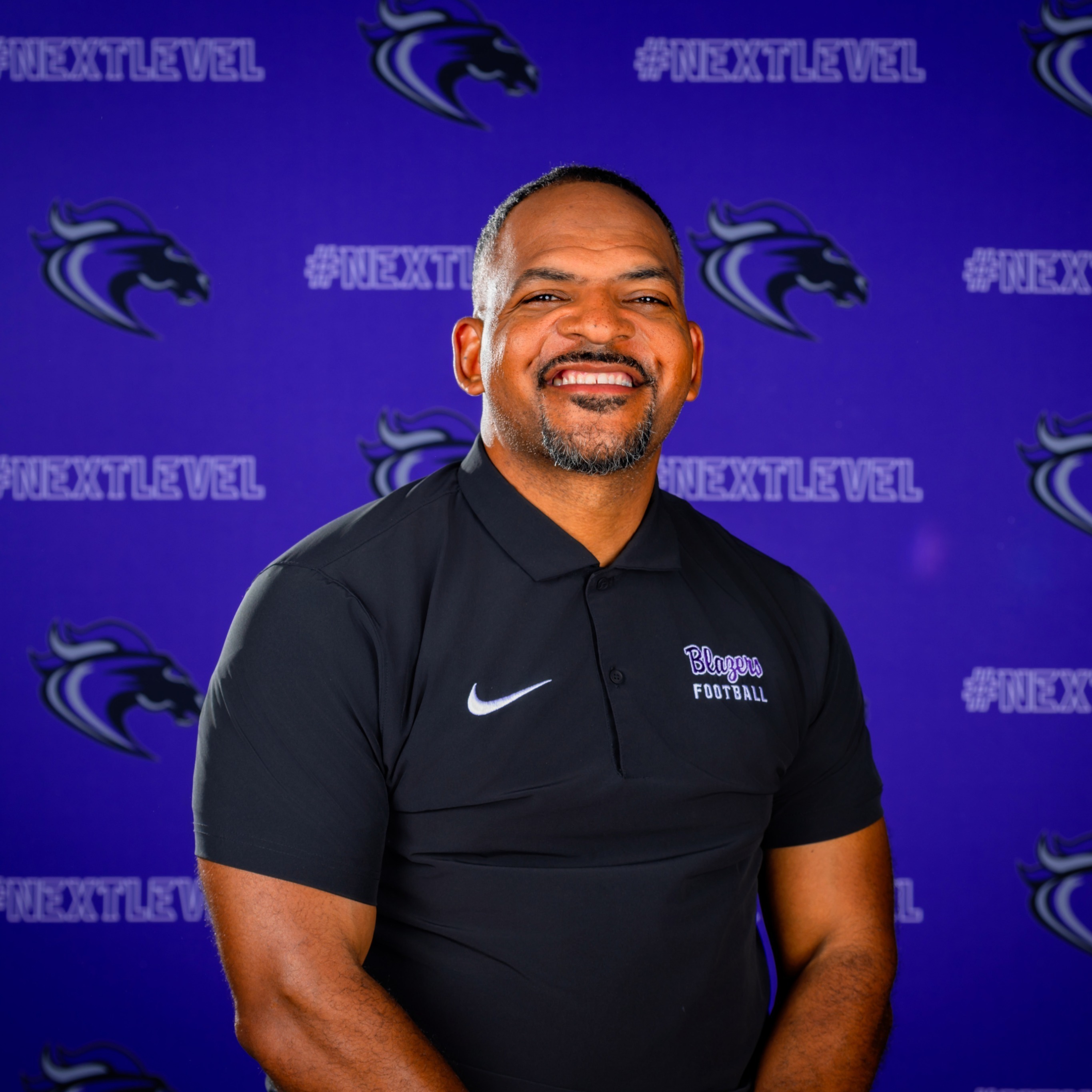 staff photo of Derek Howard