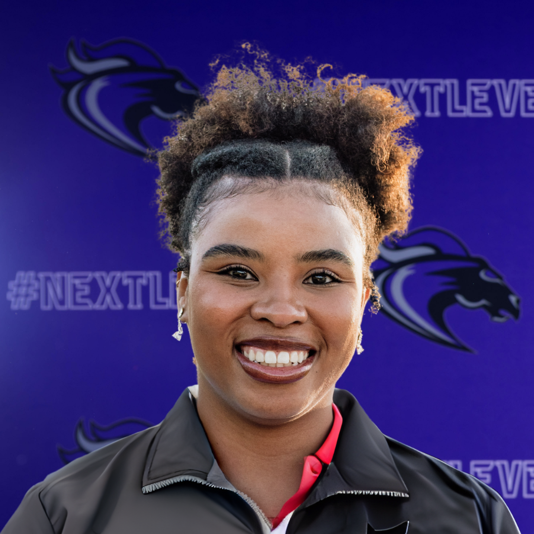 staff photo of Hadiyah Lewis