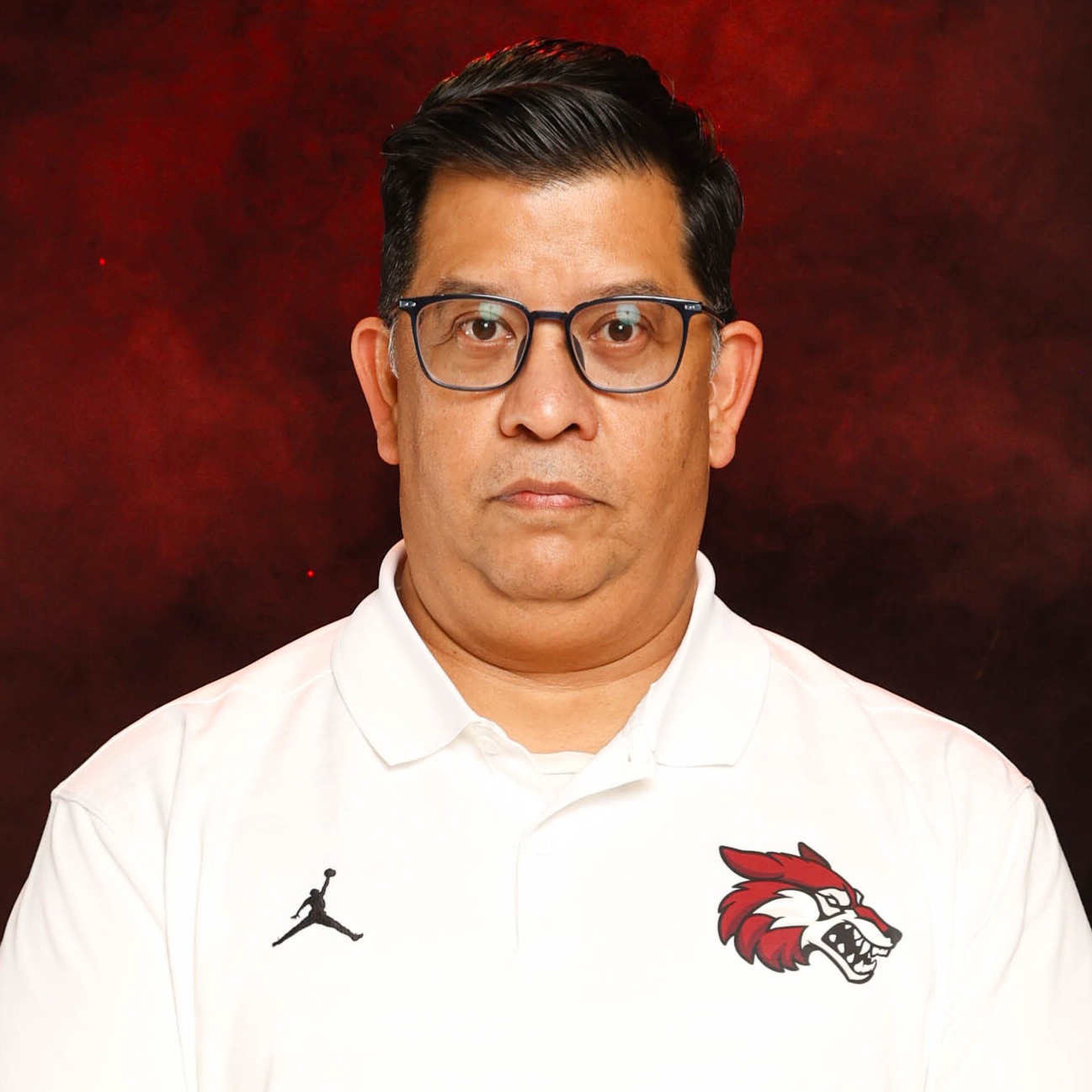 staff photo of Victor Gonzalez