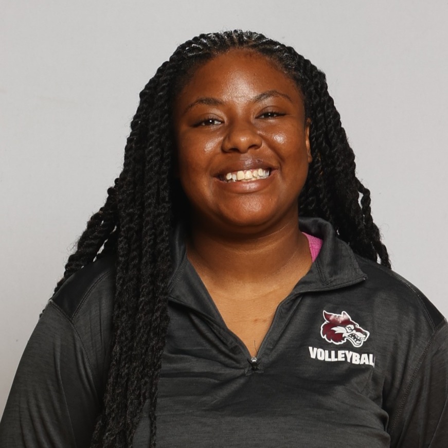 staff photo of Jazmyne Thompson