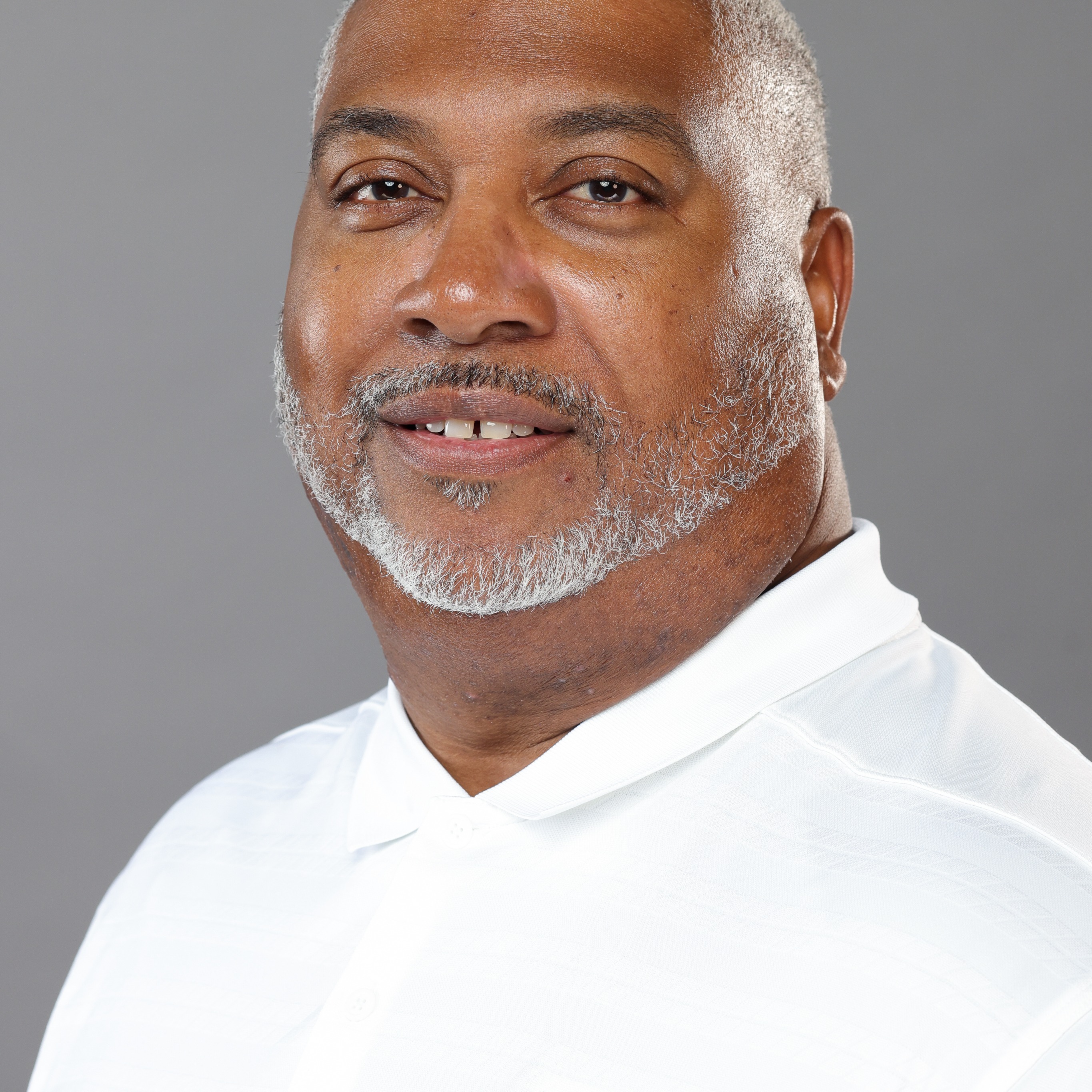 staff photo of Derick Roberson