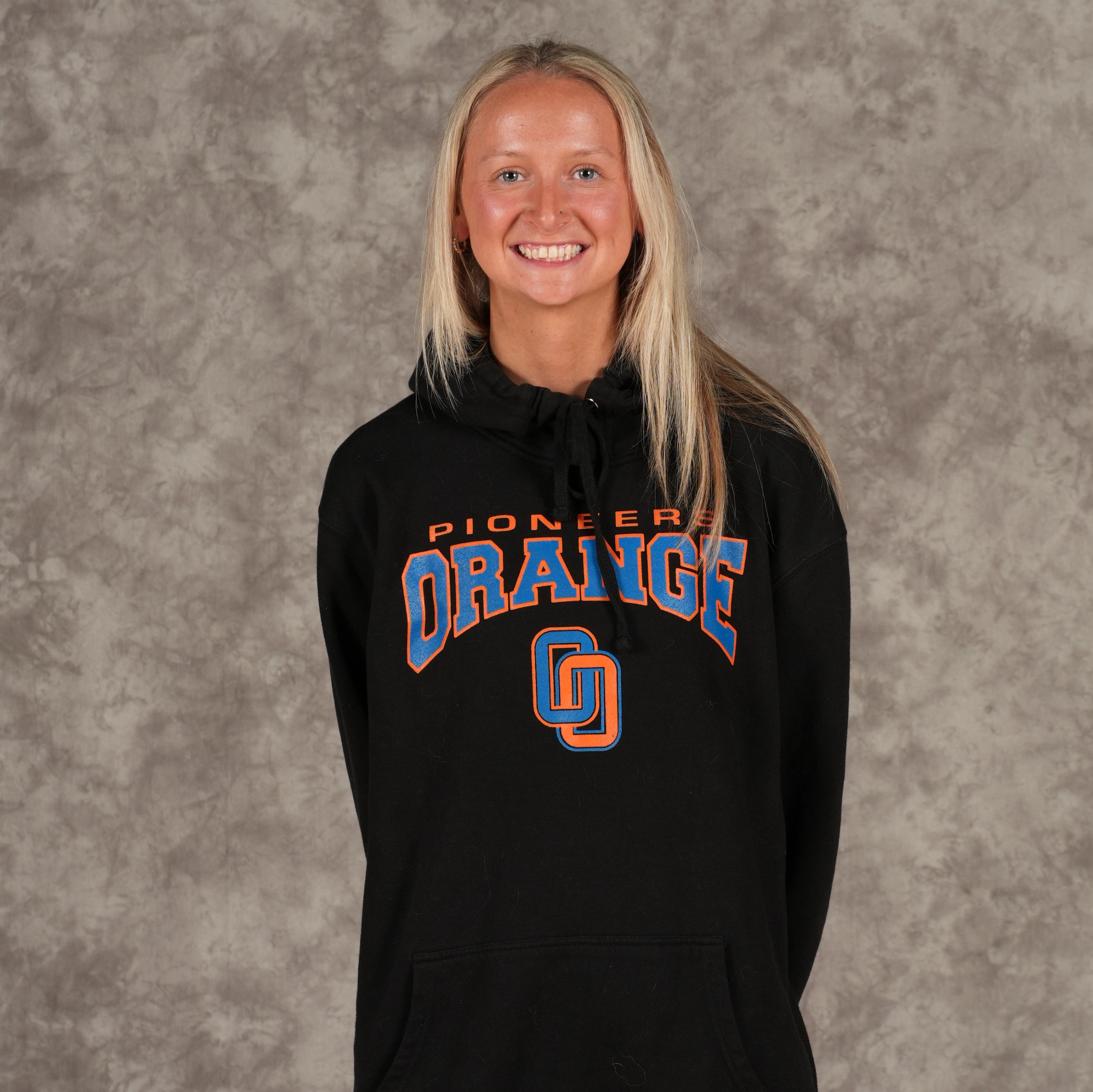 staff photo of Andrea  Henry 