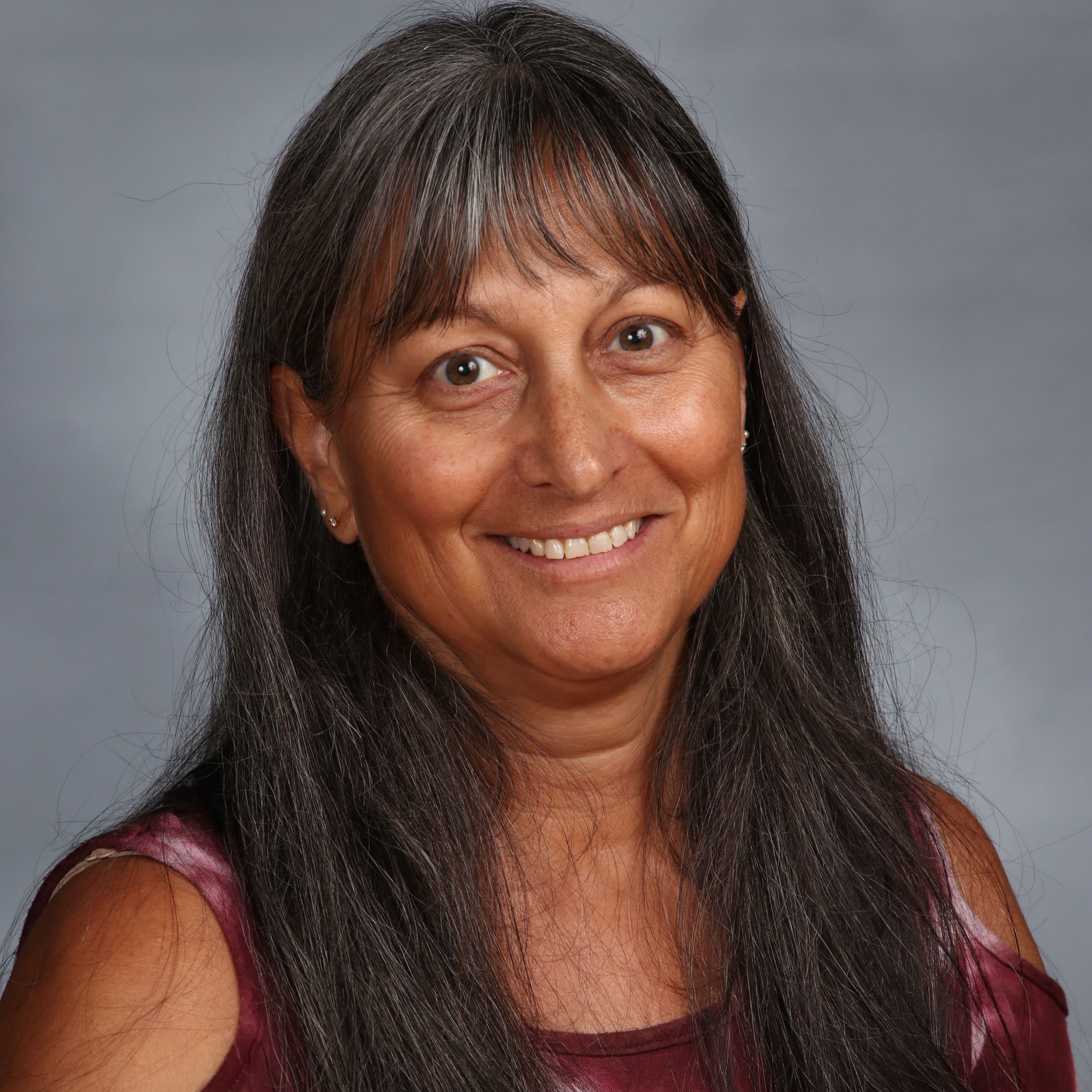 staff photo of Lisa Daragona-Sarbaugh