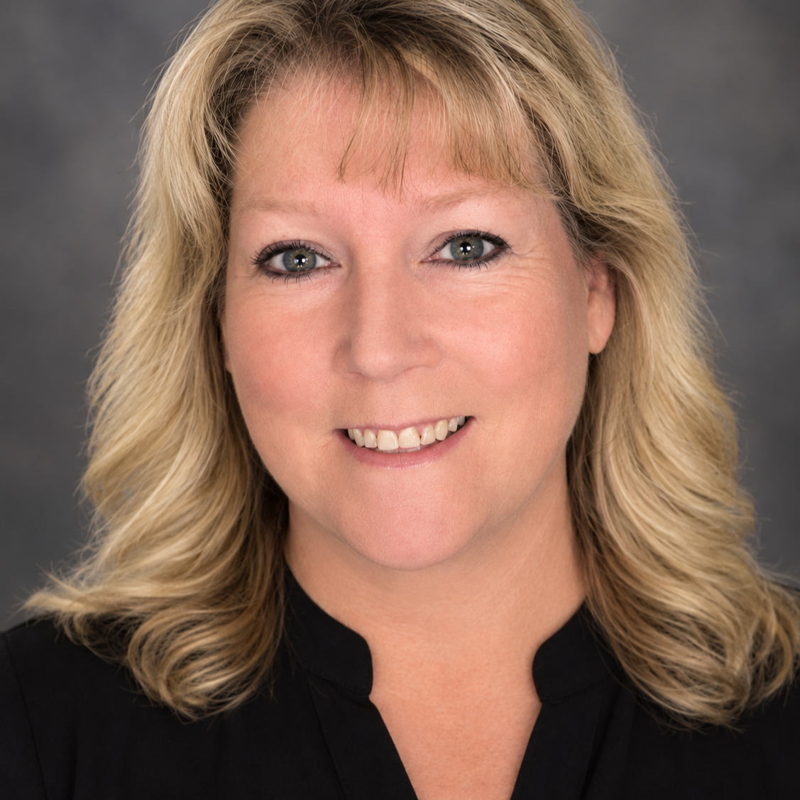 staff photo of Wendy Hines