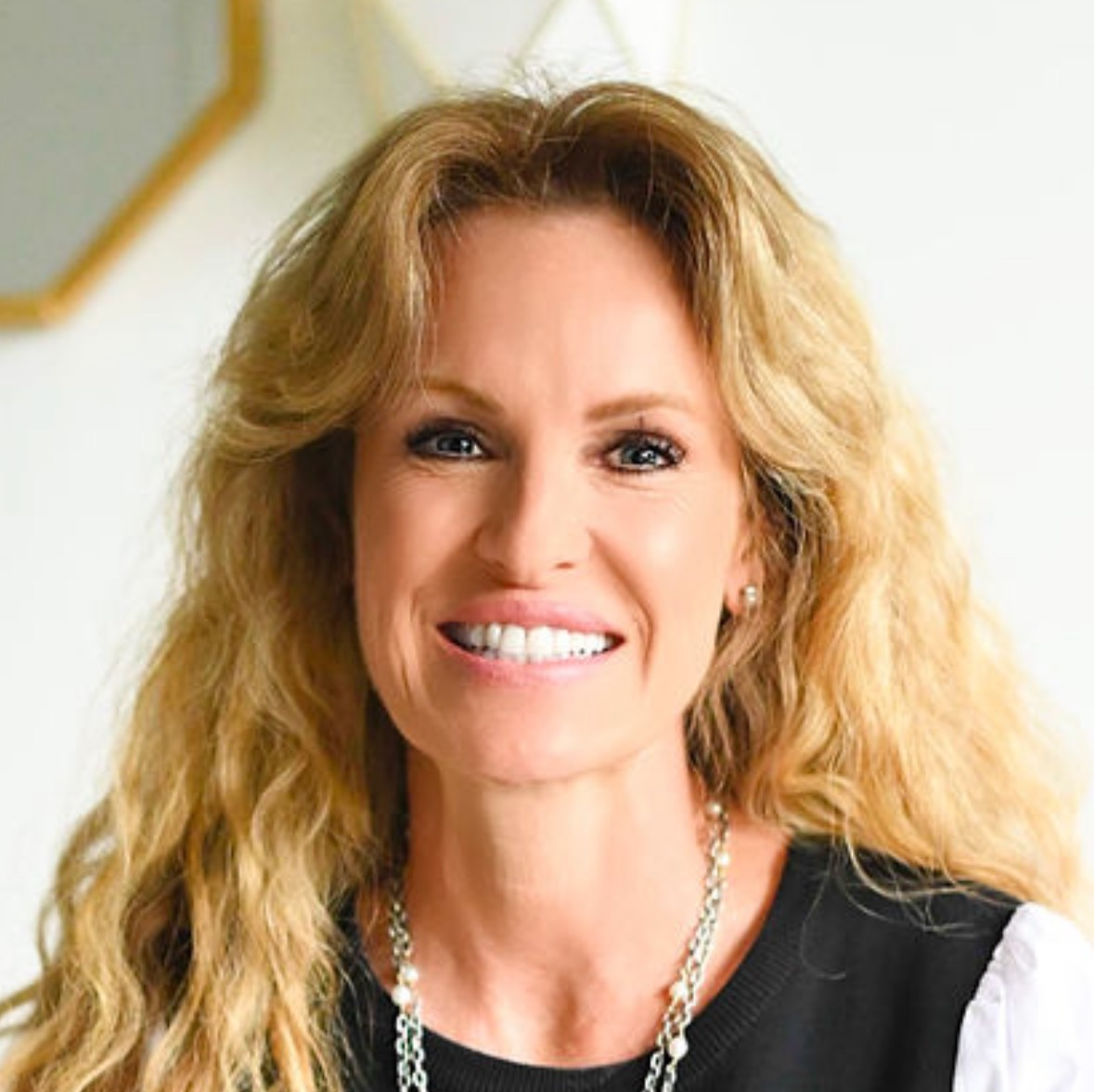 staff photo of Teresa Terry