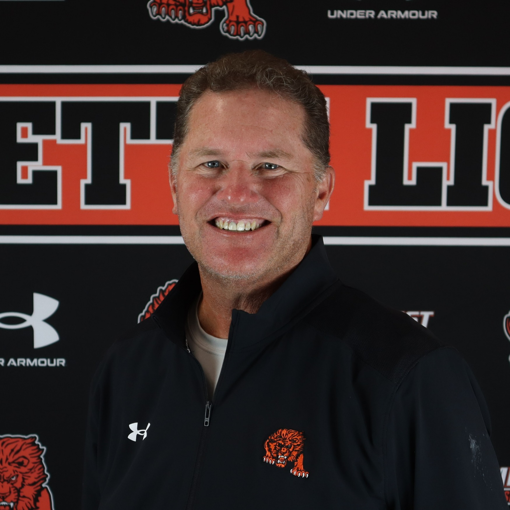 staff photo of Shannon Rhea