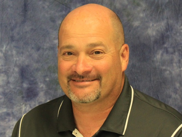 staff photo of Dwain Pippin