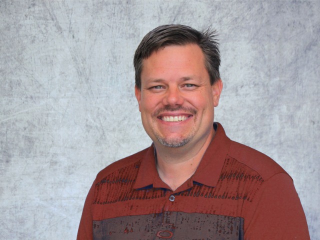 staff photo of Scott Wright