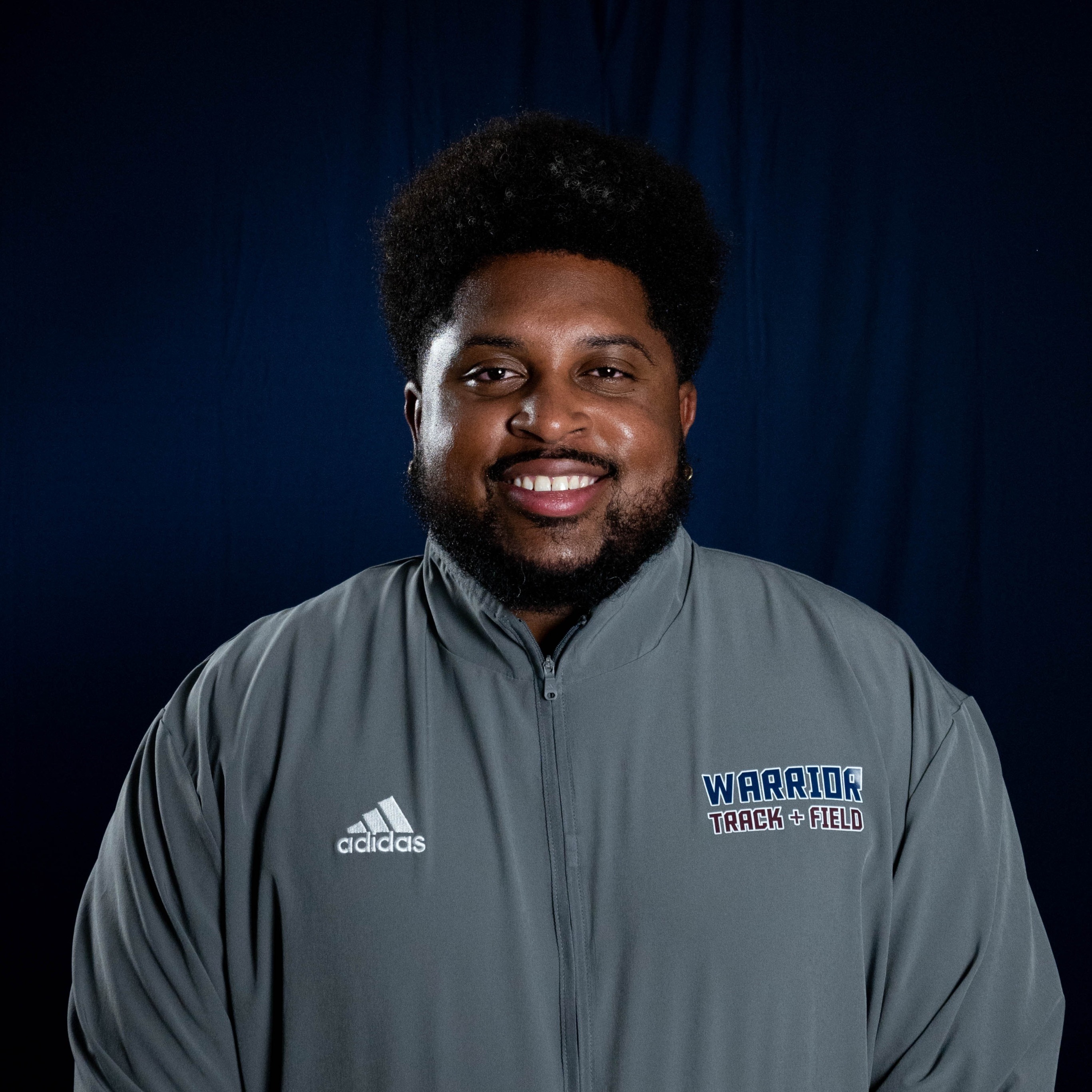 staff photo of Derwyn Scales