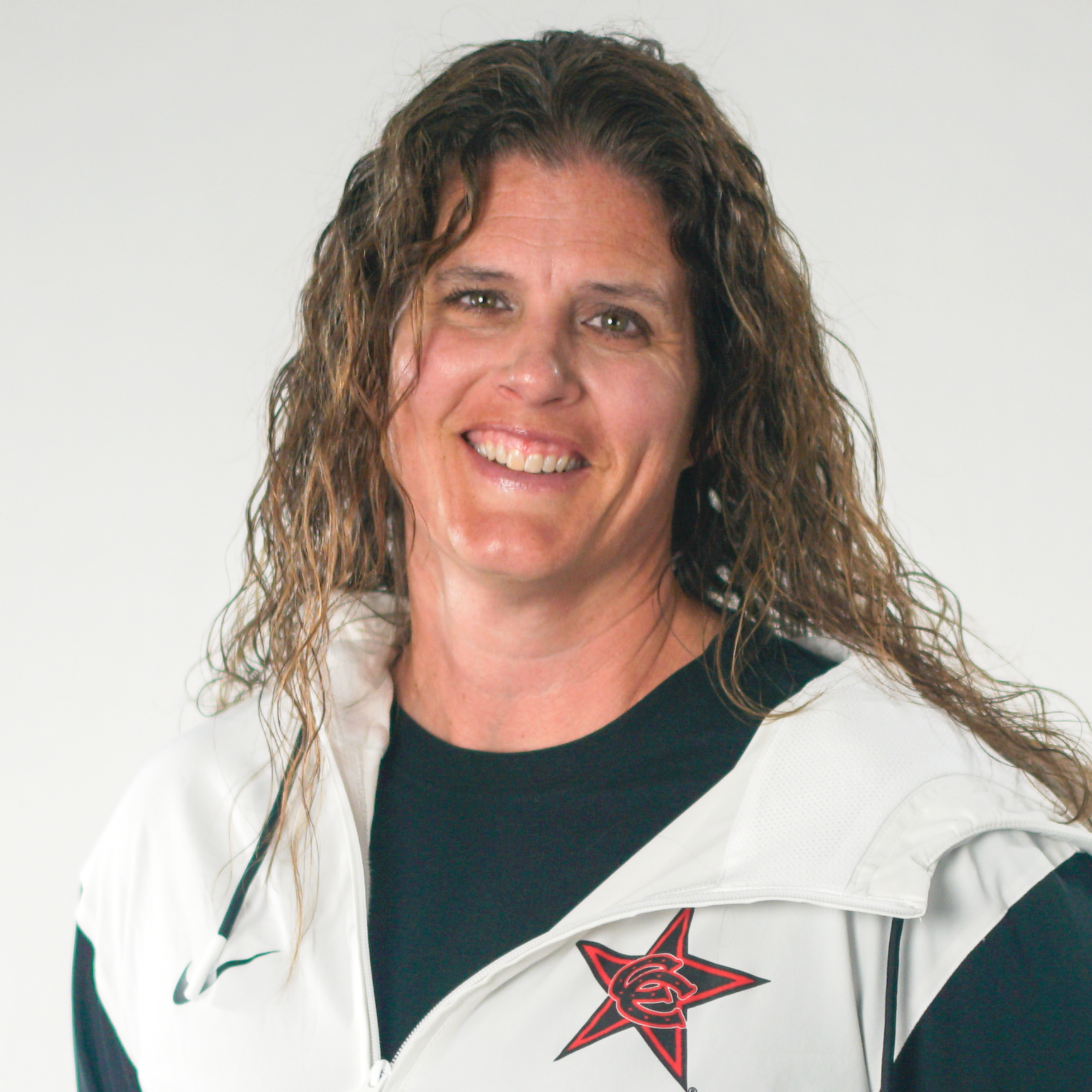staff photo of Robyn Ross