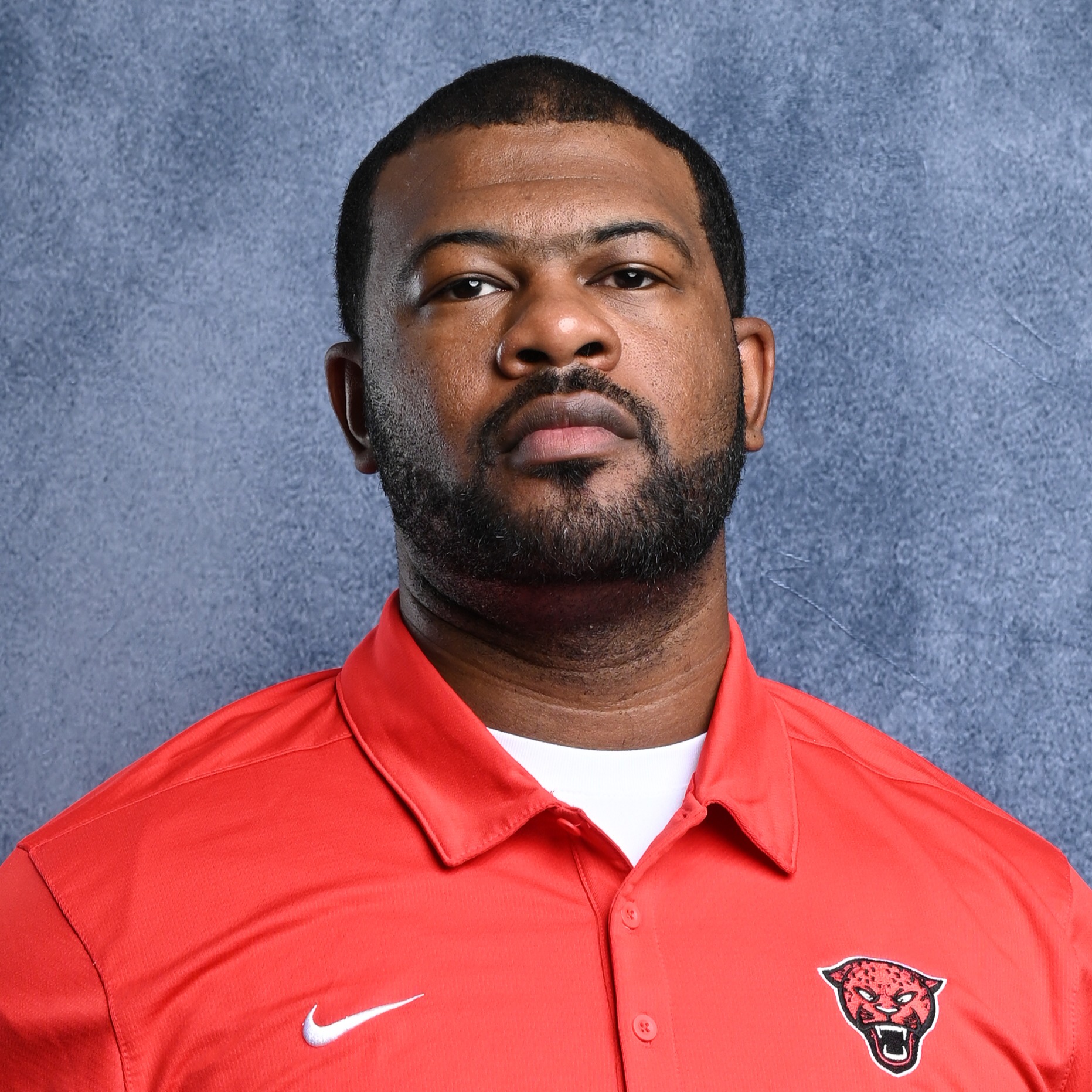 staff photo of Vernon Hughes