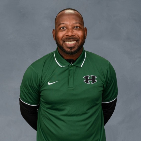 staff photo of Terrence Bell