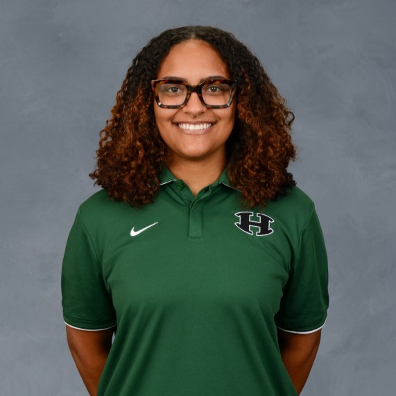 staff photo of Casia Carter