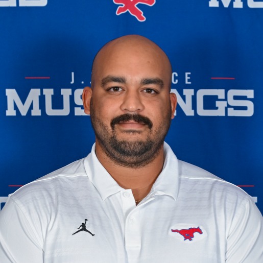 staff photo of Roger Mora