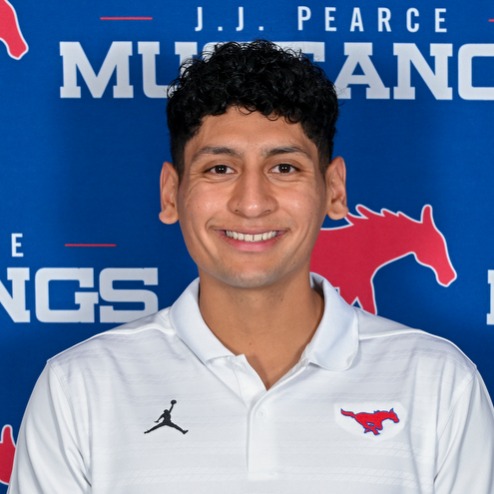 staff photo of Jorge Castillo