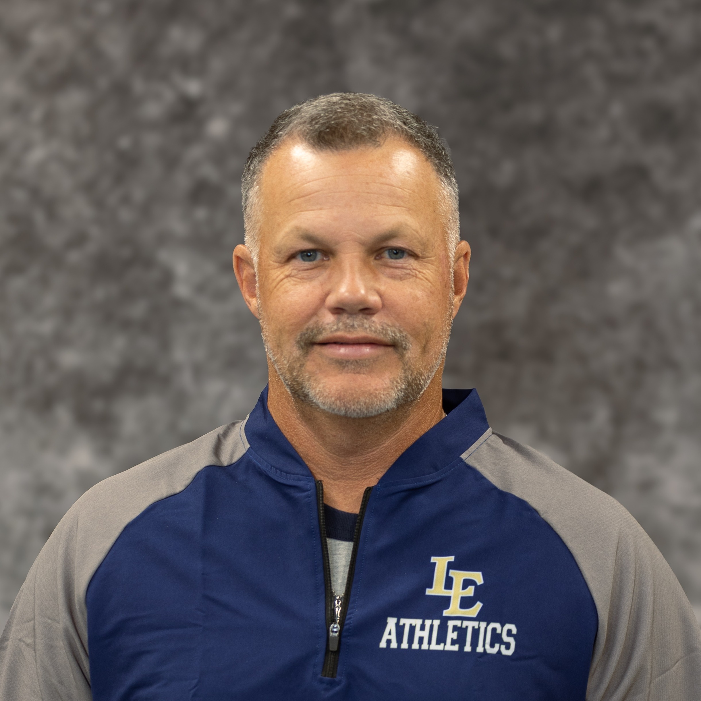 staff photo of Len Turner