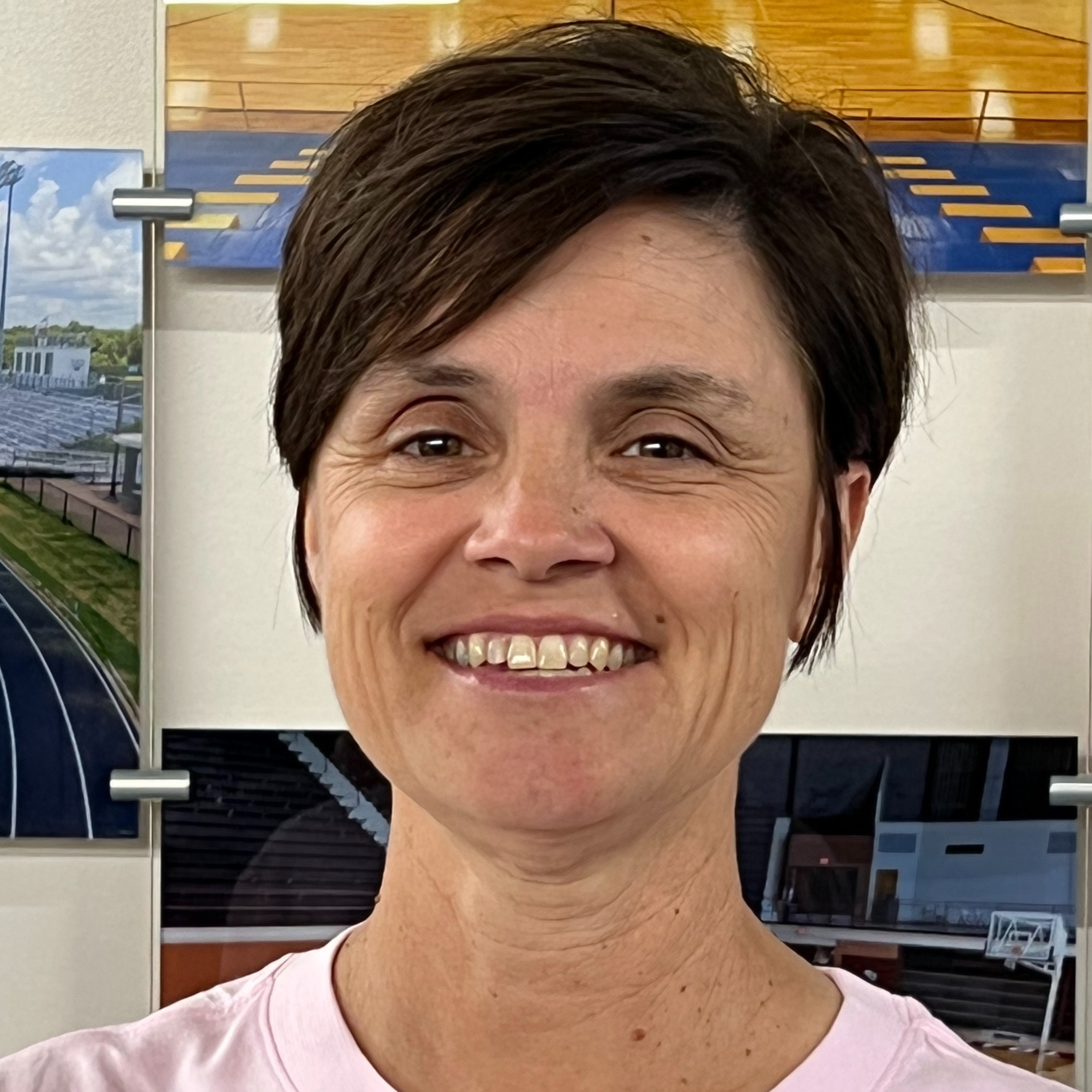 staff photo of Cindy George