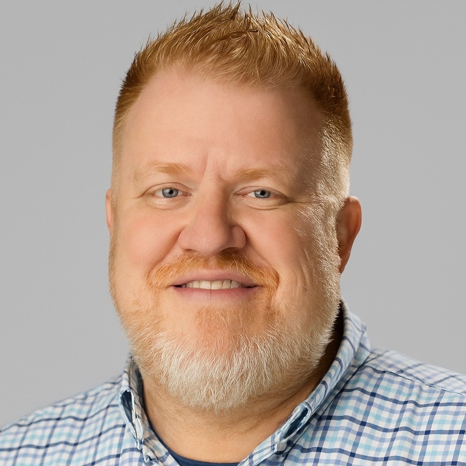 staff photo of Kely Walk