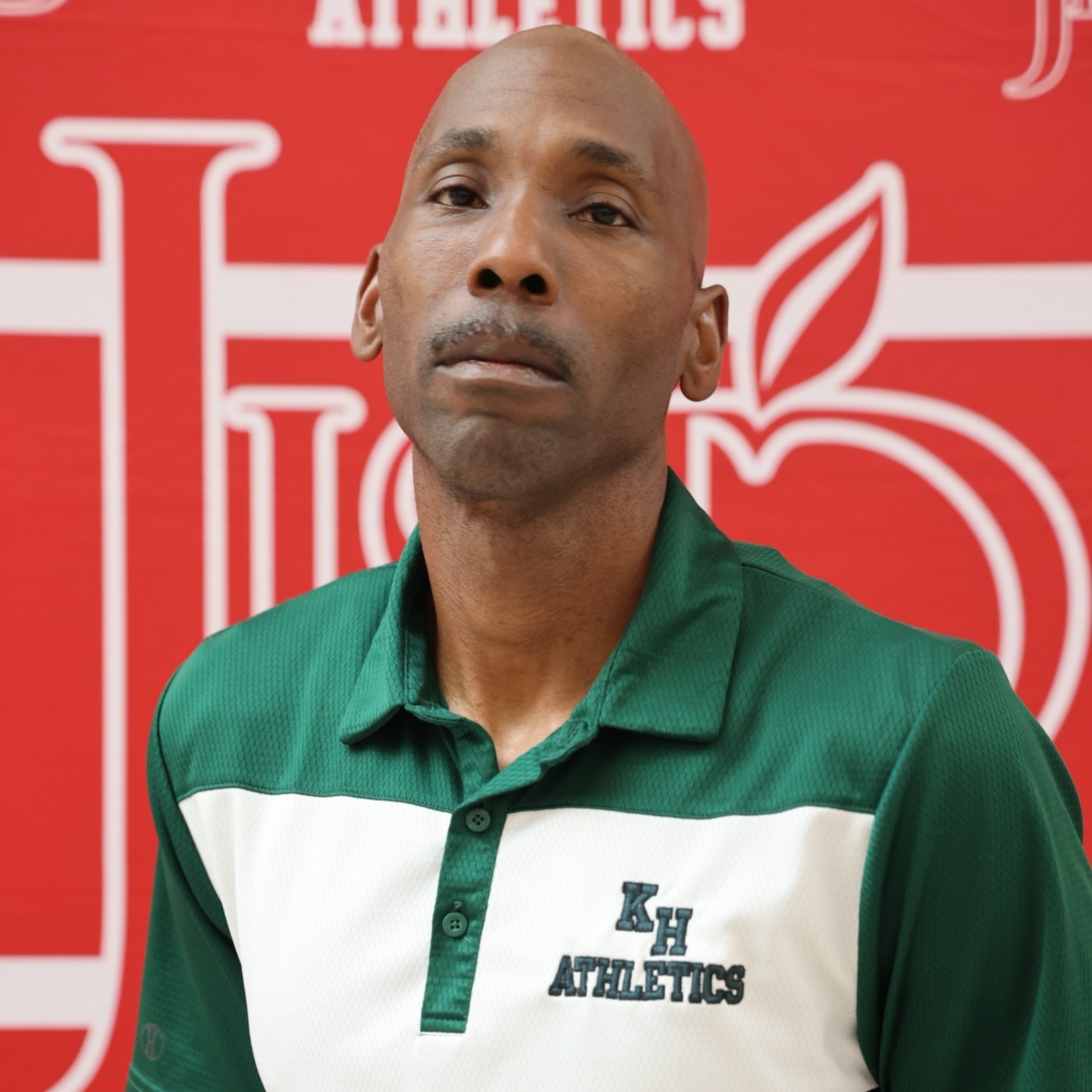staff photo of Derek Montgomery