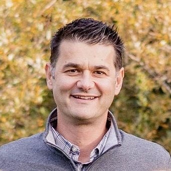 staff photo of Tom Liebl 