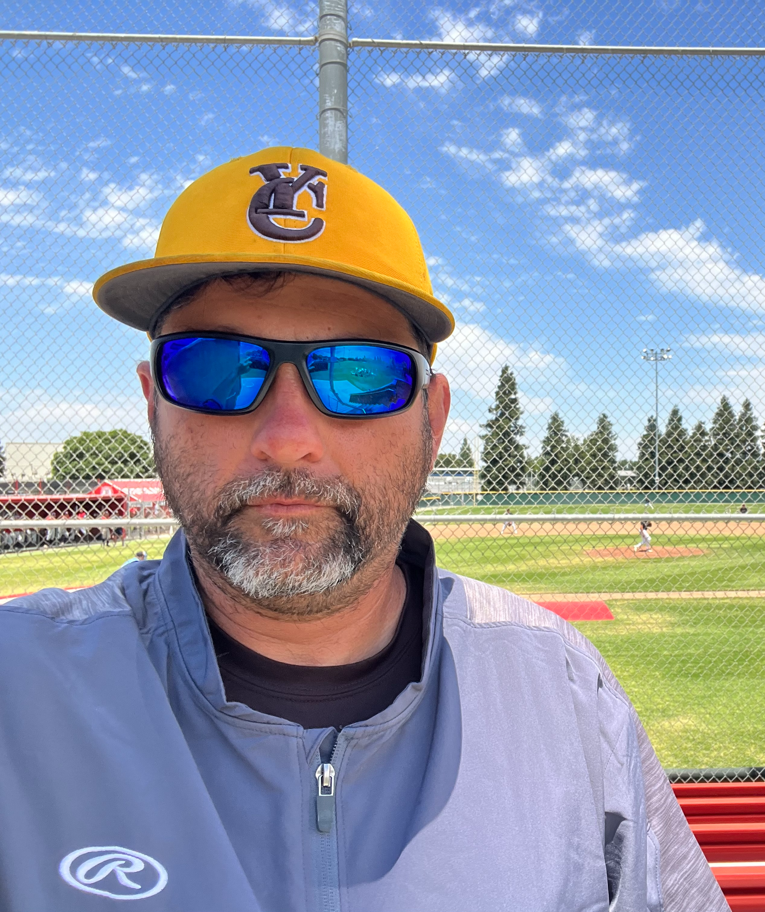 staff photo of Maury Castaneda