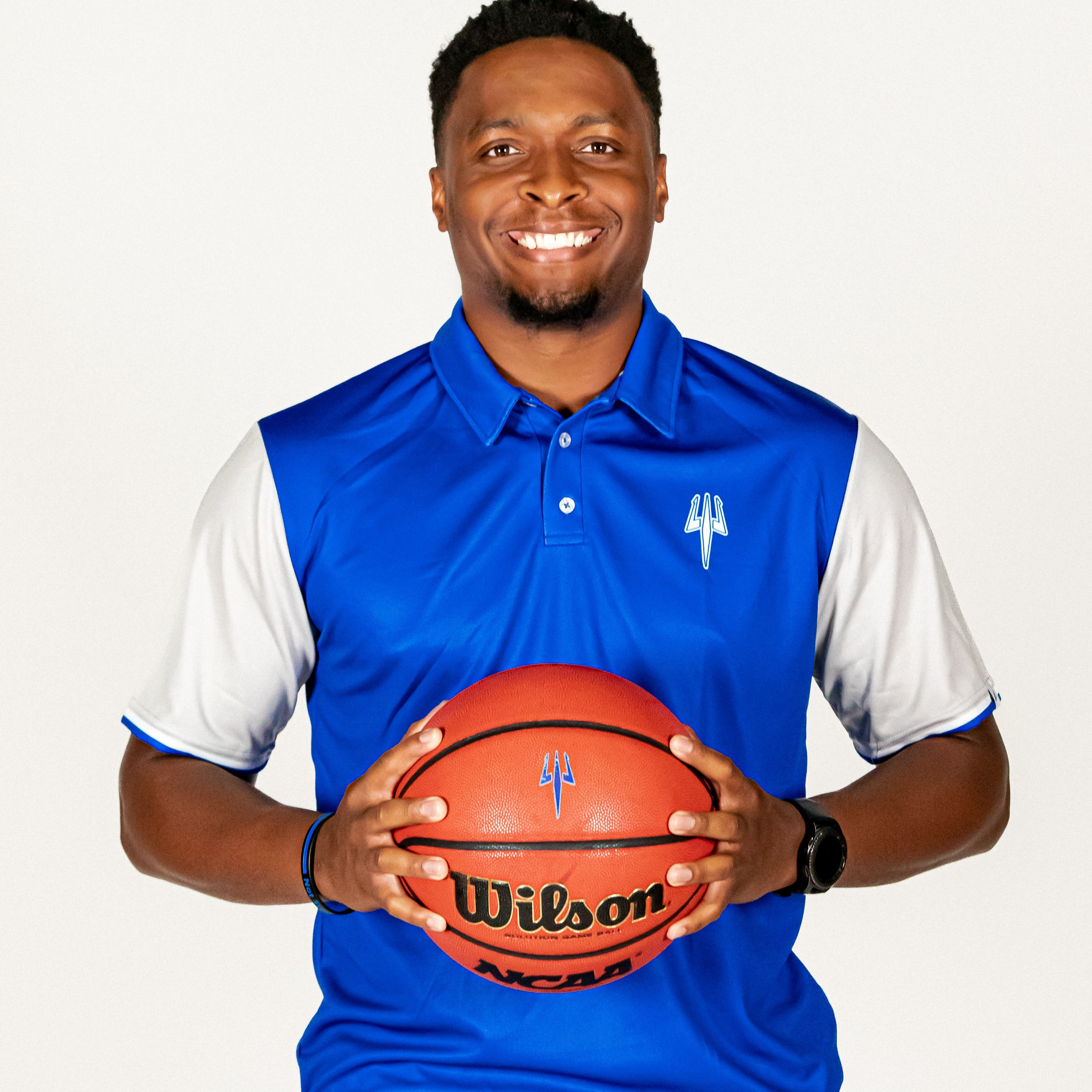 staff photo of Denzell Davis