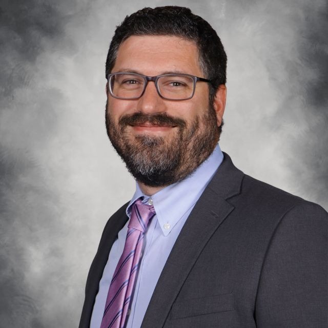 staff photo of Andrew Graham