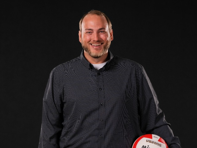 staff photo of Greg Lansdown