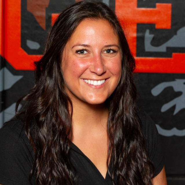 staff photo of Nicole Kennedy