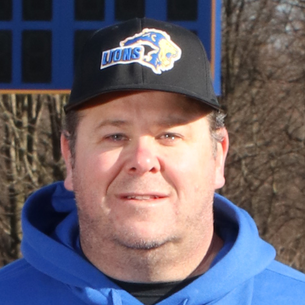 staff photo of Roy Seltzer