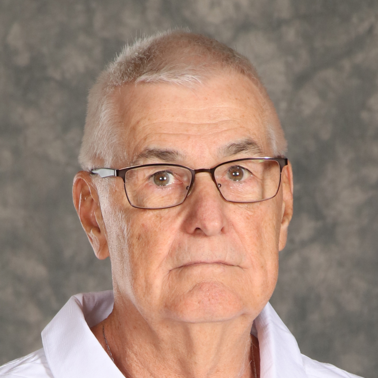 staff photo of Larry Taylor