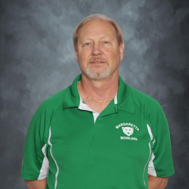 staff photo of Barry Carlson