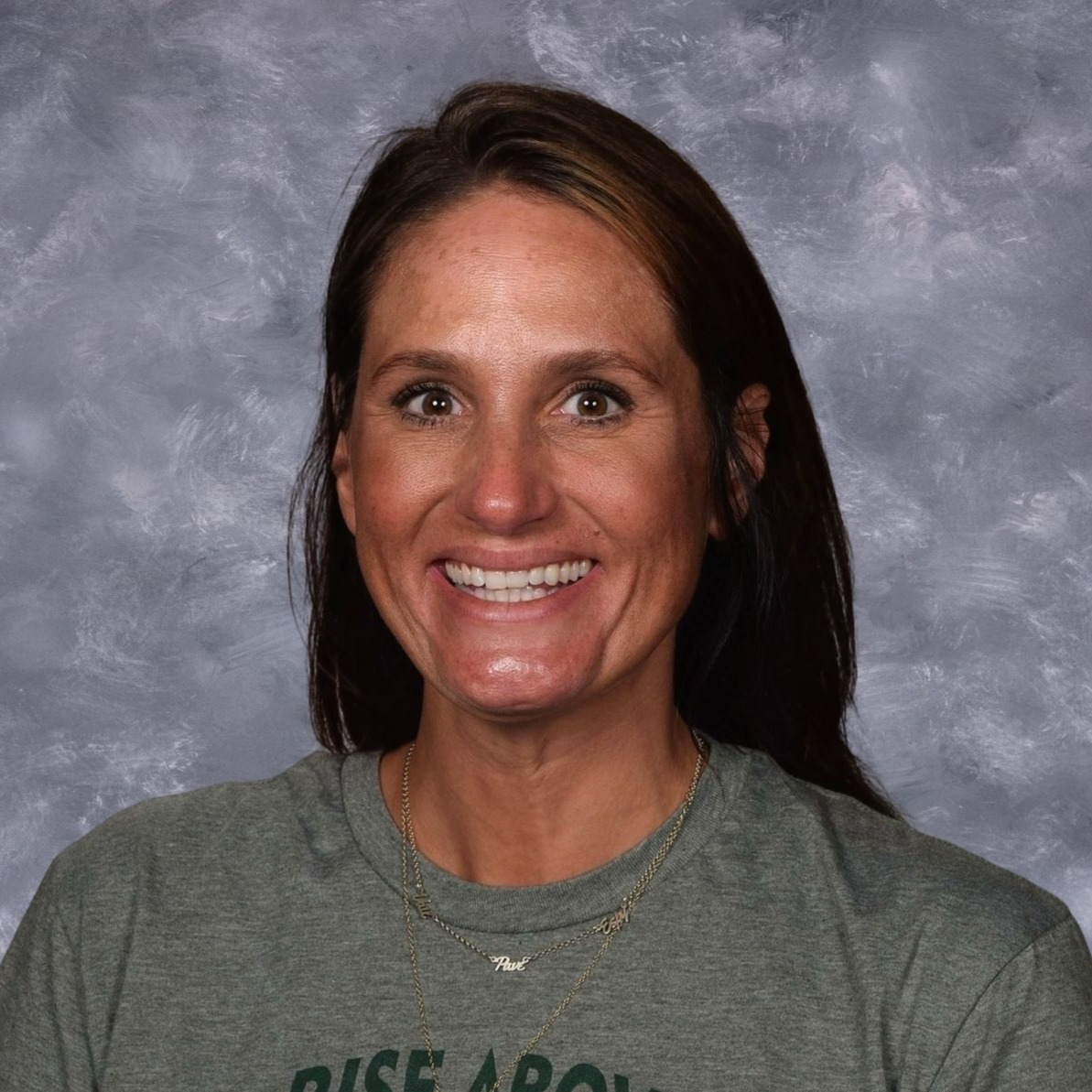 staff photo of Laura Stauffenger