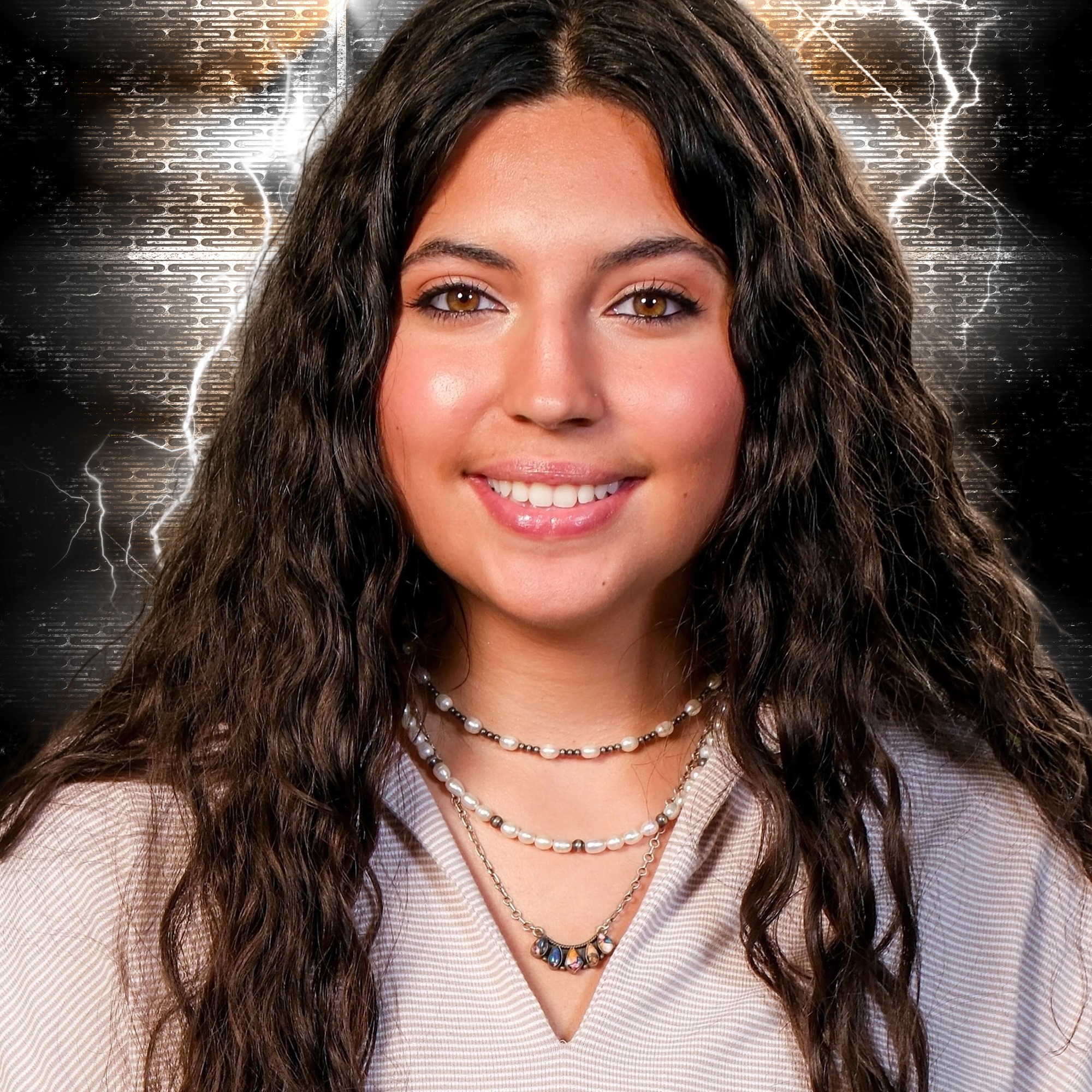 staff photo of Hannah Lee