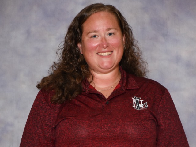 staff photo of Lisa  Carbone