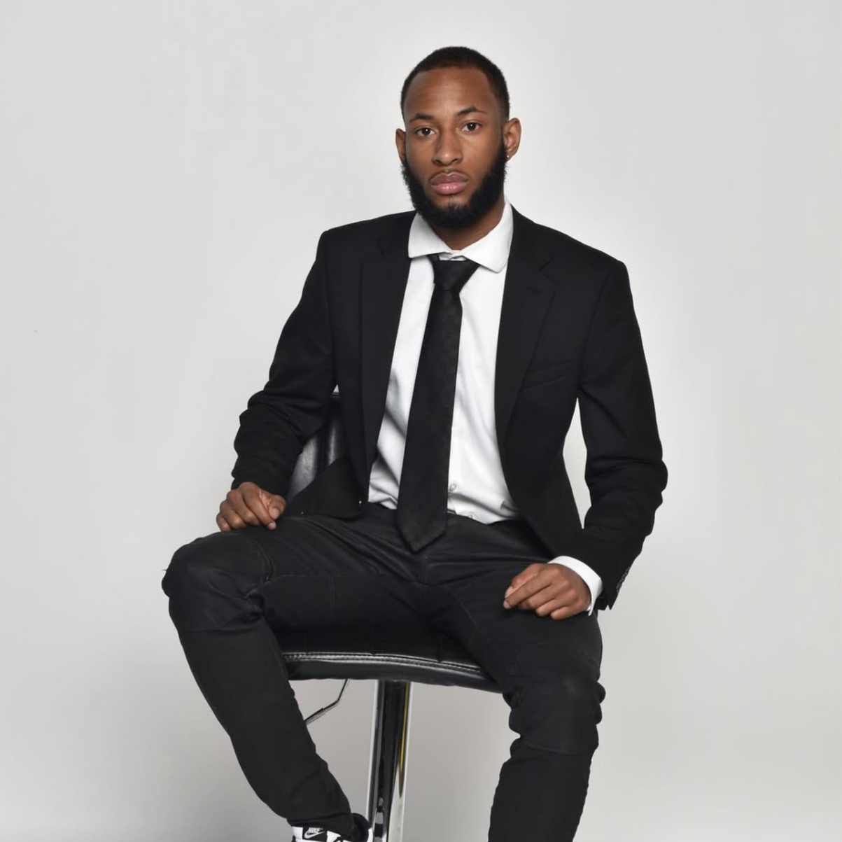 staff photo of Eric  Richards