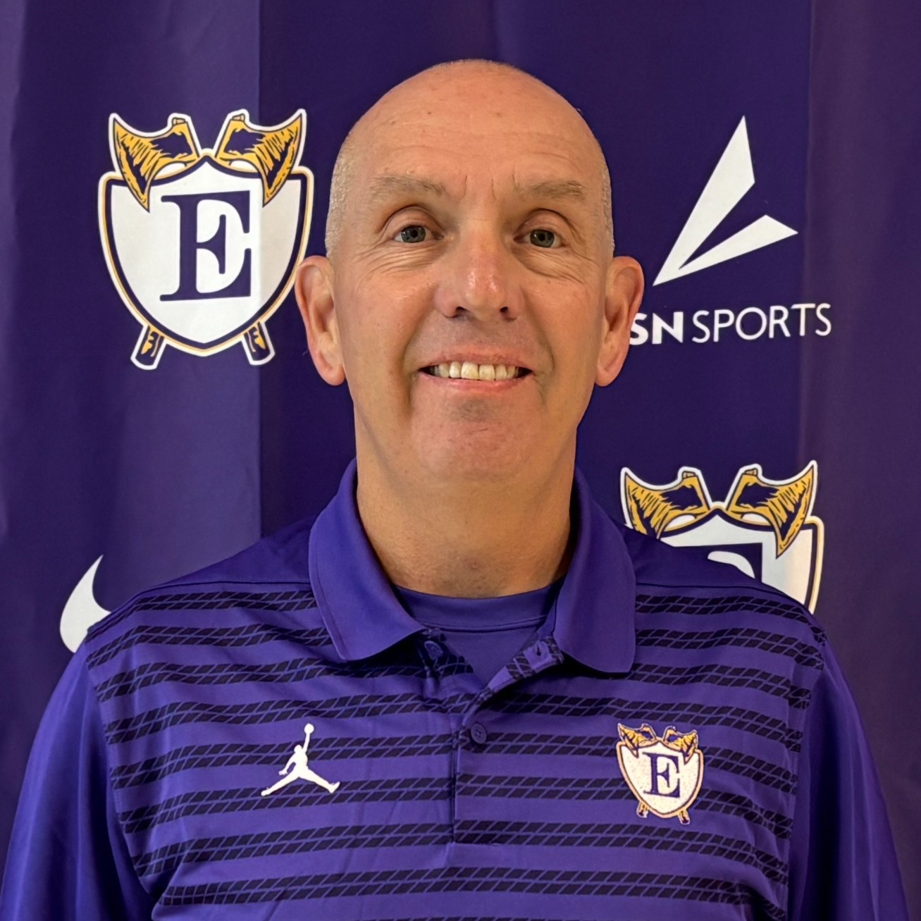 staff photo of Barry Kinard 