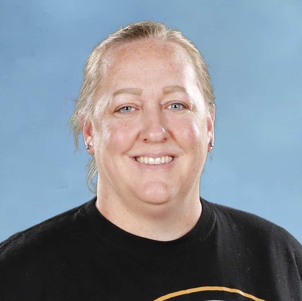 staff photo of Julie  McMahon