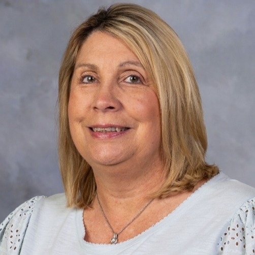staff photo of Kristy Porter