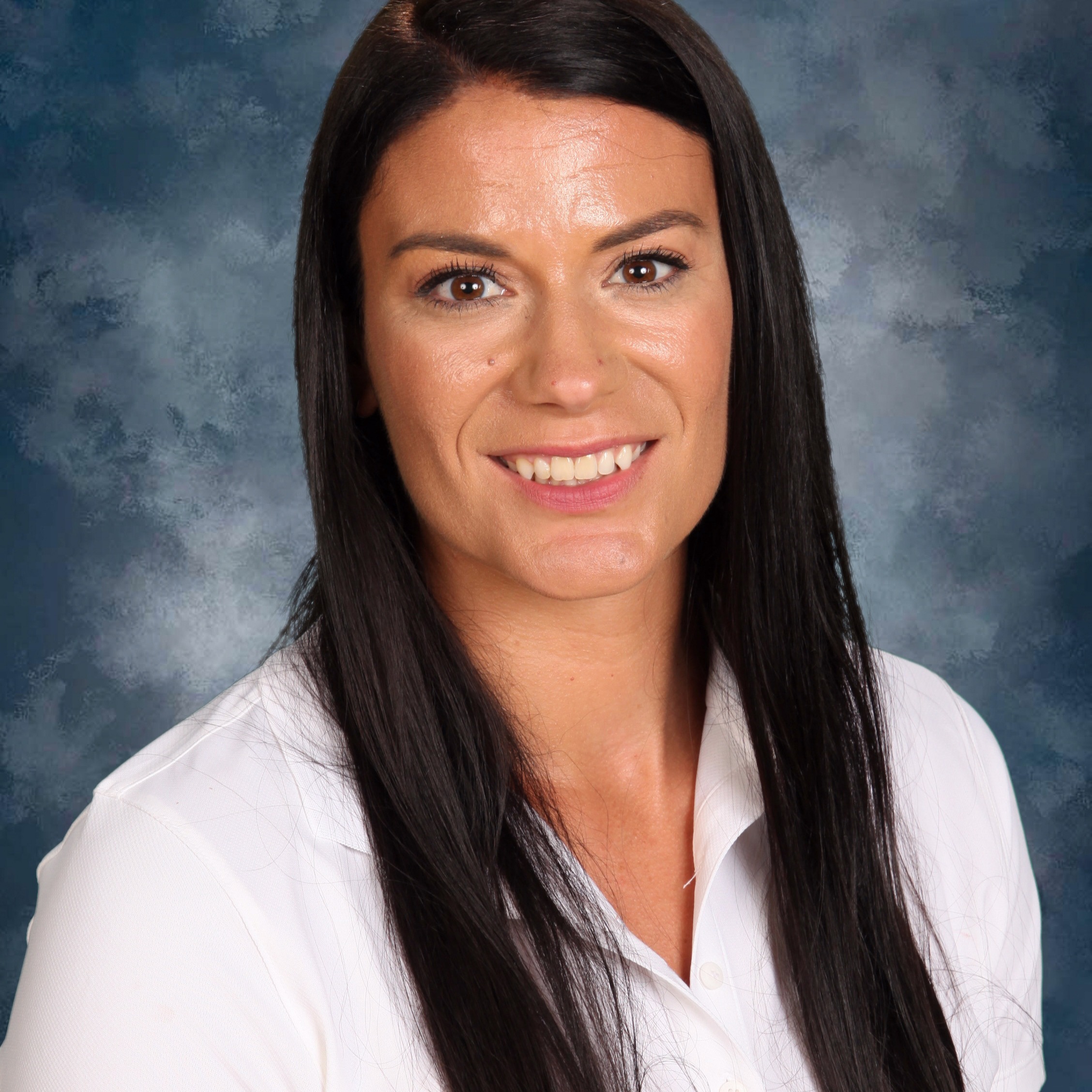 staff photo of Lauren Peery