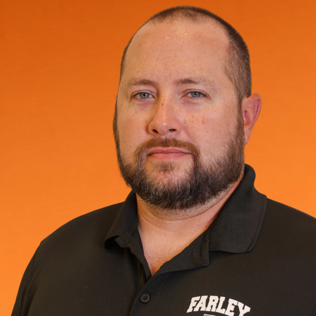 staff photo of Travis Early
