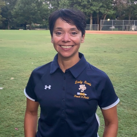staff photo of Roxanne Farris