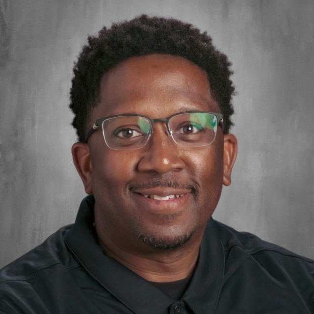 staff photo of Jason Davis