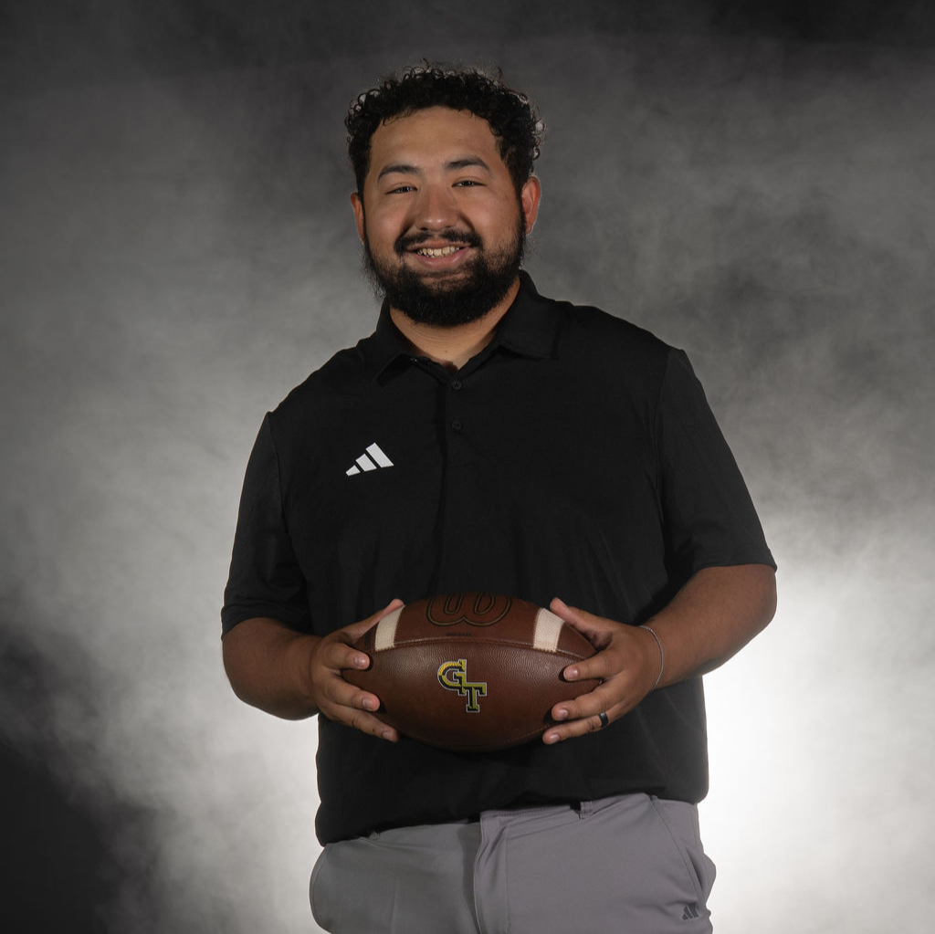 staff photo of Noe Gonzalez
